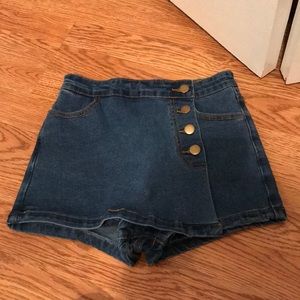 Boutique denim skort